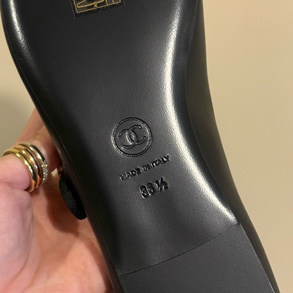 Brand new in box black Chanel Mary Jane’s size 36.5 - Picture 5 of 7